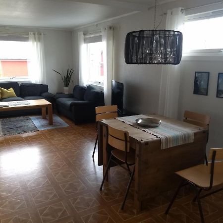 43 Oscarsgate Apartment Vadsø Екстериор снимка